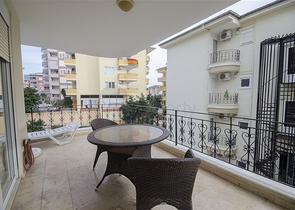 منطقة سكنية هادئة - شقة غرفتين وصالة مفروشة - في جيكجلي / الانيا 