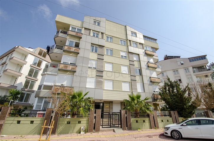 بنتهاوس 2 + 1 مع الأثاث في منطقة ليمان في كونيالتي 600 م إلى البحر