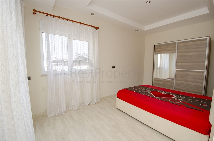 بنتهاوس 2 + 1 مع الأثاث في منطقة ليمان في كونيالتي 600 م إلى البحر