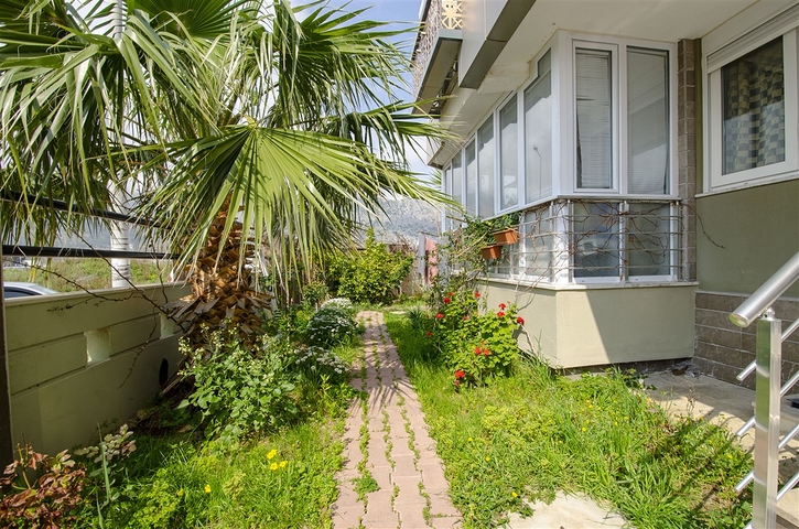 بنتهاوس 2 + 1 مع الأثاث في منطقة ليمان في كونيالتي 600 م إلى البحر