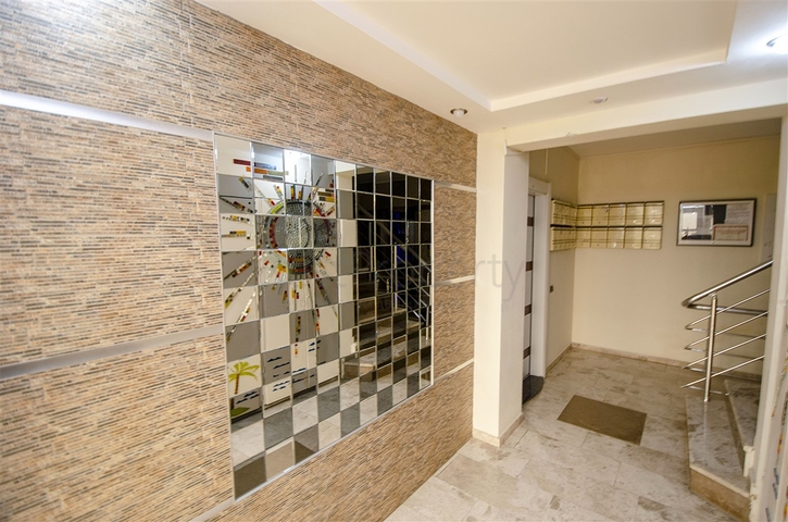 بنتهاوس 2 + 1 مع الأثاث في منطقة ليمان في كونيالتي 600 م إلى البحر