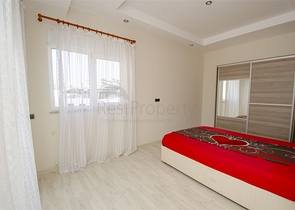 بنتهاوس 2 + 1 مع الأثاث في منطقة ليمان في كونيالتي 600 م إلى البحر