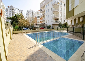 بنتهاوس 2 + 1 مع الأثاث في منطقة ليمان في كونيالتي 600 م إلى البحر