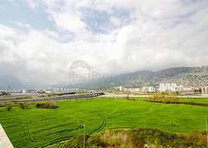 بنتهاوس 2 + 1 مع الأثاث في منطقة ليمان في كونيالتي 600 م إلى البحر