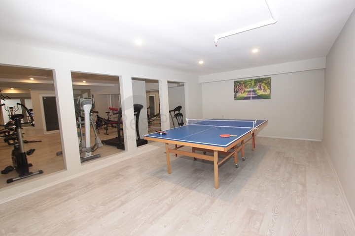 شقة 2 + 1 في مجمع فاخر في أونجالي كونيالتي