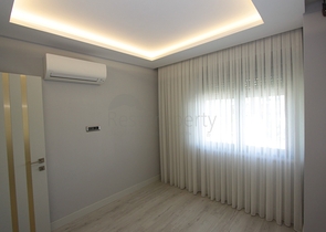 شقة 2 + 1 في مجمع فاخر في أونجالي كونيالتي