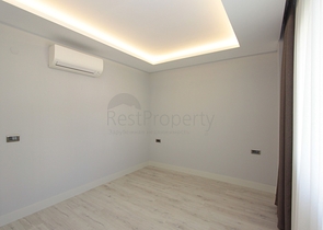 شقة 2 + 1 في مجمع فاخر في أونجالي كونيالتي