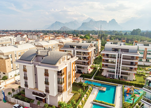 شقة 2 + 1 في مجمع فاخر في أونجالي كونيالتي