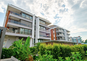 شقة 2 + 1 في مجمع فاخر في أونجالي كونيالتي