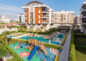 شقة 2 + 1 في مجمع فاخر في أونجالي كونيالتي