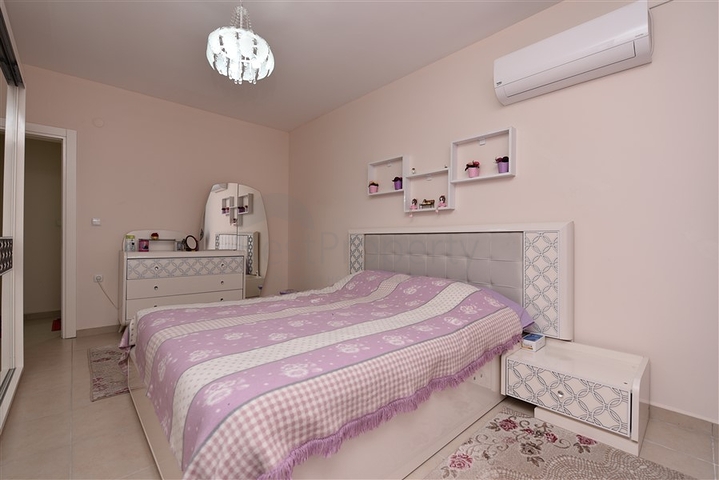 سعر مناسب - شقة عائلية 3 غرف وصالة - مطبخ منفصل - مهموتلار / الانيا 