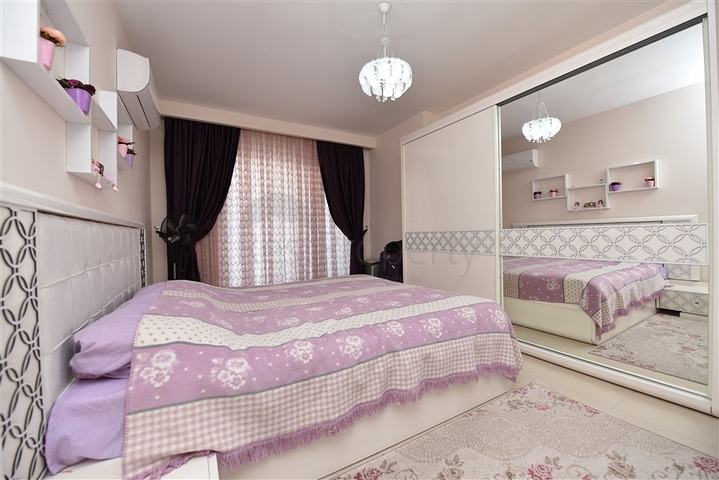 سعر مناسب - شقة عائلية 3 غرف وصالة - مطبخ منفصل - مهموتلار / الانيا 