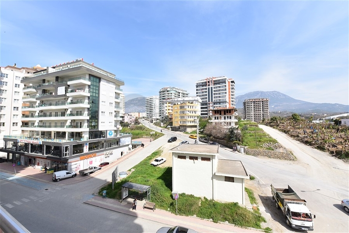 سعر مناسب - شقة عائلية 3 غرف وصالة - مطبخ منفصل - مهموتلار / الانيا 