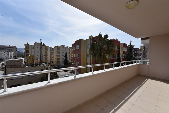 سعر مناسب - شقة عائلية 3 غرف وصالة - مطبخ منفصل - مهموتلار / الانيا 