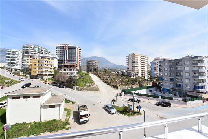 سعر مناسب - شقة عائلية 3 غرف وصالة - مطبخ منفصل - مهموتلار / الانيا 