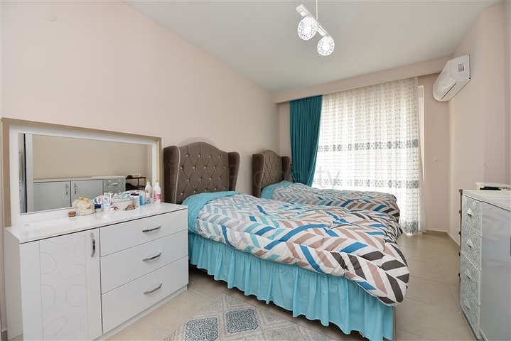 سعر مناسب - شقة عائلية 3 غرف وصالة - مطبخ منفصل - مهموتلار / الانيا 