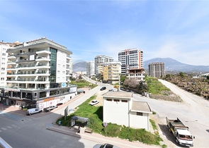 سعر مناسب - شقة عائلية 3 غرف وصالة - مطبخ منفصل - مهموتلار / الانيا 