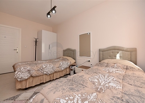 سعر مناسب - شقة عائلية 3 غرف وصالة - مطبخ منفصل - مهموتلار / الانيا 