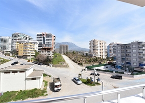 سعر مناسب - شقة عائلية 3 غرف وصالة - مطبخ منفصل - مهموتلار / الانيا 