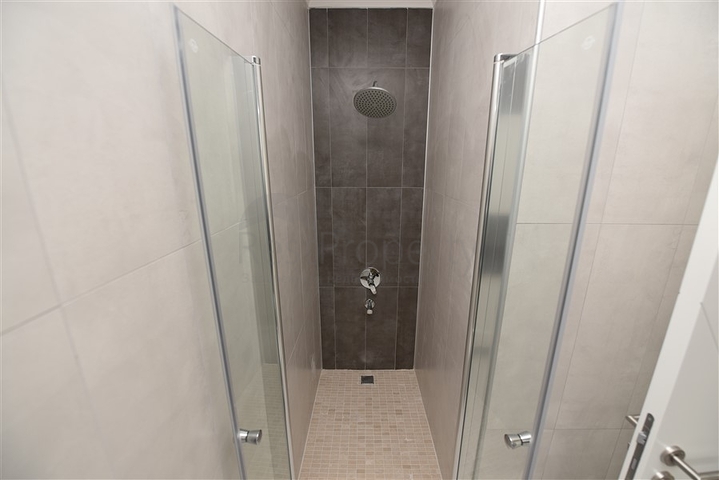 في مركز المدينة - مجمع سكني حديث - دوبلكس فاخرة - الانيا 