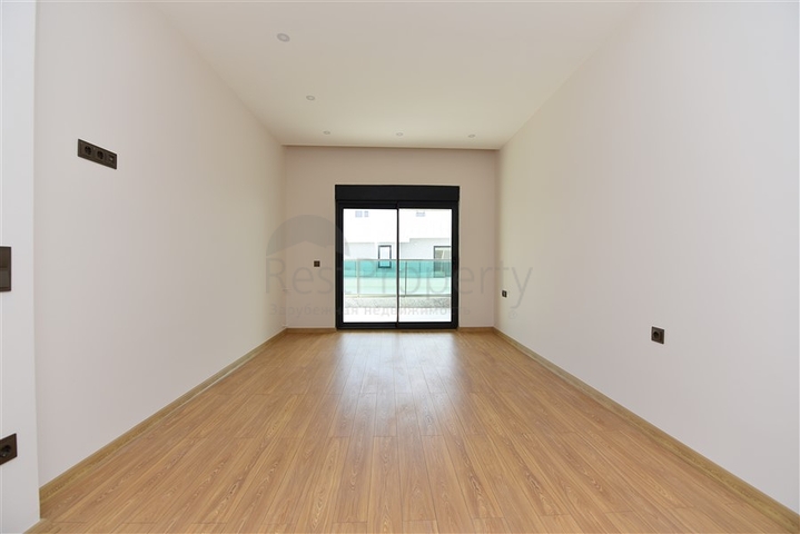 في مركز المدينة - مجمع سكني حديث - دوبلكس فاخرة - الانيا 