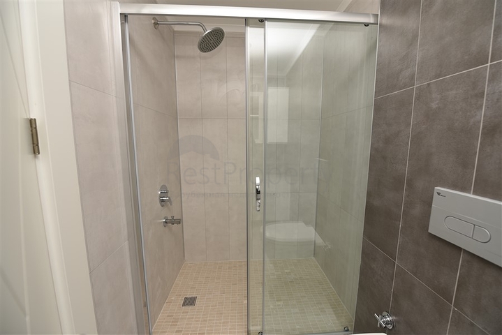 في مركز المدينة - مجمع سكني حديث - دوبلكس فاخرة - الانيا 