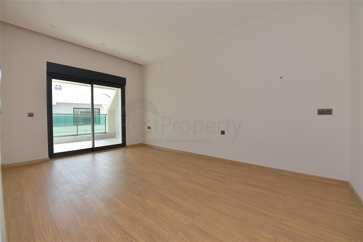 في مركز المدينة - مجمع سكني حديث - دوبلكس فاخرة - الانيا 