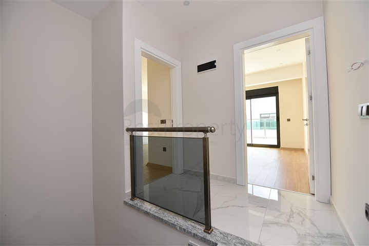 في مركز المدينة - مجمع سكني حديث - دوبلكس فاخرة - الانيا 