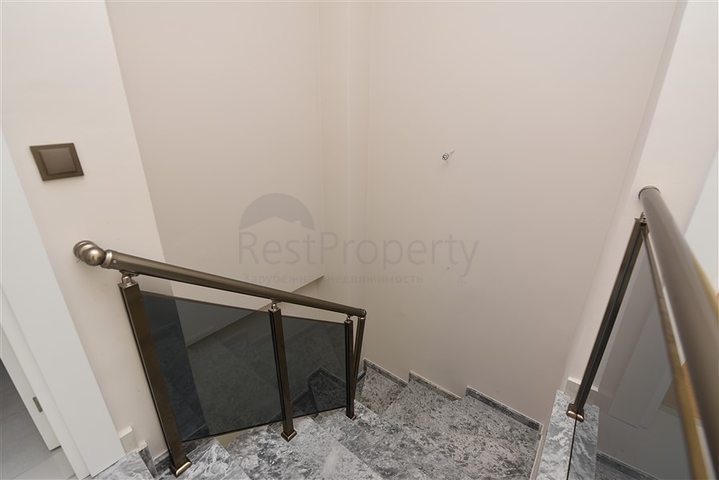 في مركز المدينة - مجمع سكني حديث - دوبلكس فاخرة - الانيا 