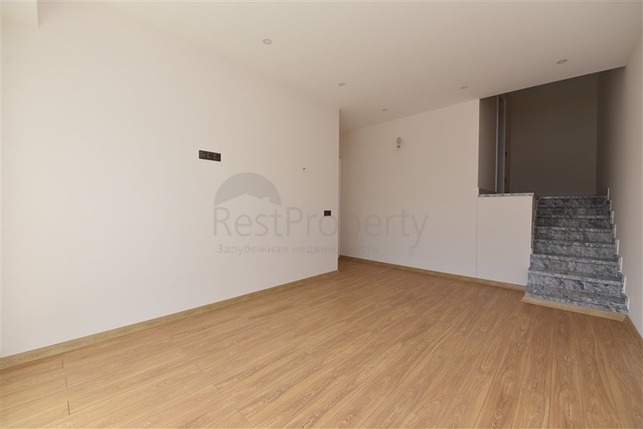 في مركز المدينة - مجمع سكني حديث - دوبلكس فاخرة - الانيا 