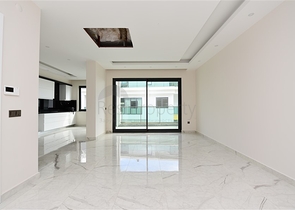 في مركز المدينة - مجمع سكني حديث - دوبلكس فاخرة - الانيا 