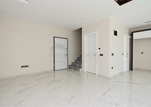 في مركز المدينة - مجمع سكني حديث - دوبلكس فاخرة - الانيا 