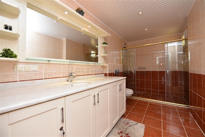 اطلالة بحر ساحرة - شقة غرفتين وصالة مفروشة - مجمع اول صف على البحر - مهموتلار / الانيا 