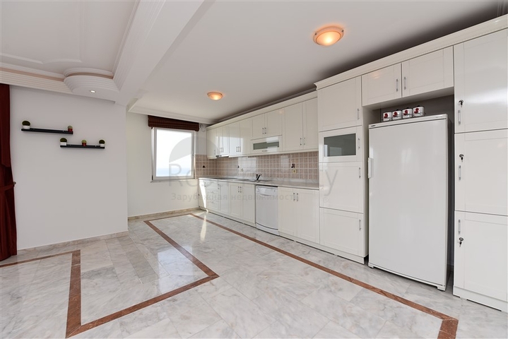 اطلالة بحر ساحرة - شقة غرفتين وصالة مفروشة - مجمع اول صف على البحر - مهموتلار / الانيا 