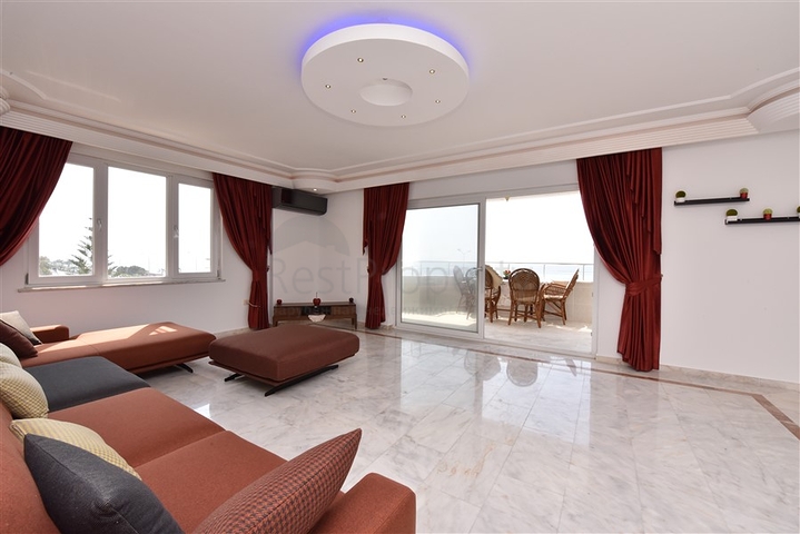 اطلالة بحر ساحرة - شقة غرفتين وصالة مفروشة - مجمع اول صف على البحر - مهموتلار / الانيا 