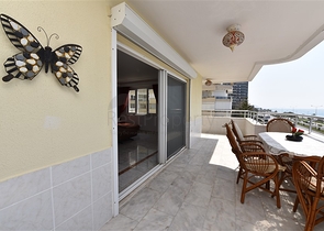 اطلالة بحر ساحرة - شقة غرفتين وصالة مفروشة - مجمع اول صف على البحر - مهموتلار / الانيا 