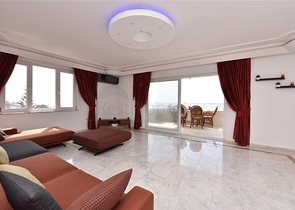 اطلالة بحر ساحرة - شقة غرفتين وصالة مفروشة - مجمع اول صف على البحر - مهموتلار / الانيا 