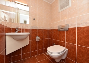 اطلالة بحر ساحرة - شقة غرفتين وصالة مفروشة - مجمع اول صف على البحر - مهموتلار / الانيا 