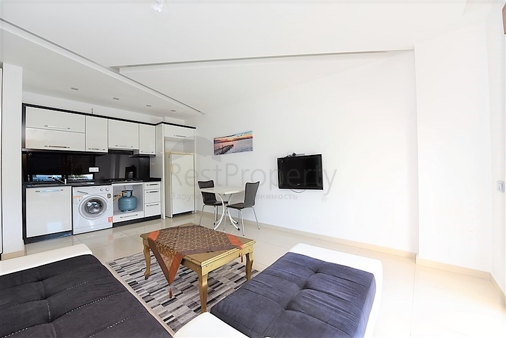 اطلالة بحر - ضمن منطقة كاستل الراقية - شقة غرفة وصالة مفروشة - الانيا 