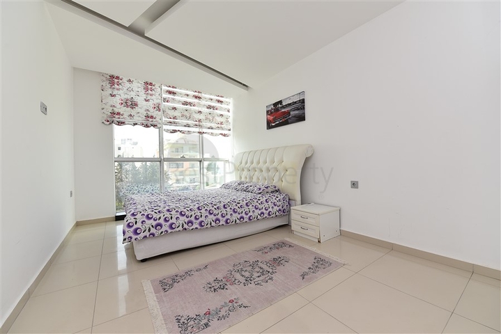 اطلالة بحر - ضمن منطقة كاستل الراقية - شقة غرفة وصالة مفروشة - الانيا 