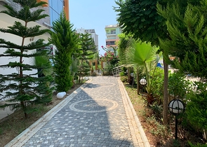 اطلالة بحر - ضمن منطقة كاستل الراقية - شقة غرفة وصالة مفروشة - الانيا 