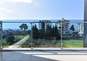 اطلالة بحر - ضمن منطقة كاستل الراقية - شقة غرفة وصالة مفروشة - الانيا 