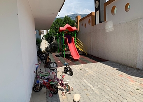 اطلالة بحر - ضمن منطقة كاستل الراقية - شقة غرفة وصالة مفروشة - الانيا 