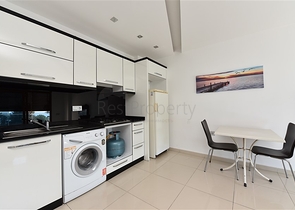 اطلالة بحر - ضمن منطقة كاستل الراقية - شقة غرفة وصالة مفروشة - الانيا 