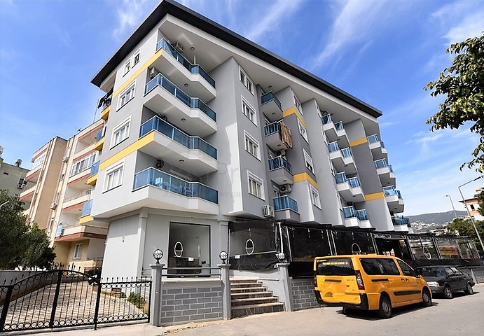 في مركز المدينة - دوبلكس 3 غرف وصالة - الانيا 