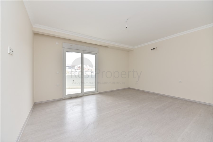 في مركز المدينة - دوبلكس 3 غرف وصالة - الانيا 