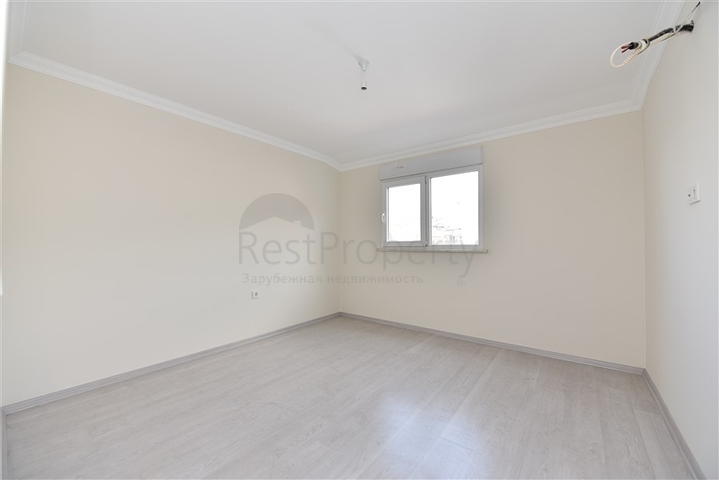 في مركز المدينة - دوبلكس 3 غرف وصالة - الانيا 