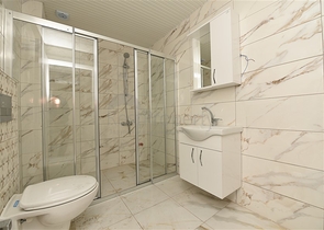 في مركز المدينة - دوبلكس 3 غرف وصالة - الانيا 