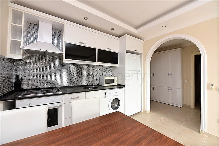 بسعر منافس جدا ! شقة غرفة وصالة مفروشة قريبة من البحر - مهموتلار / الانيا 