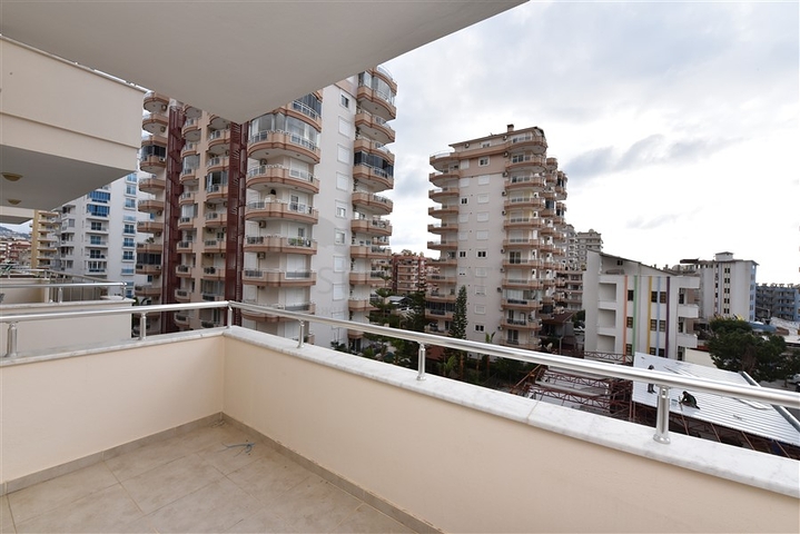 بسعر منافس جدا ! شقة غرفة وصالة مفروشة قريبة من البحر - مهموتلار / الانيا 